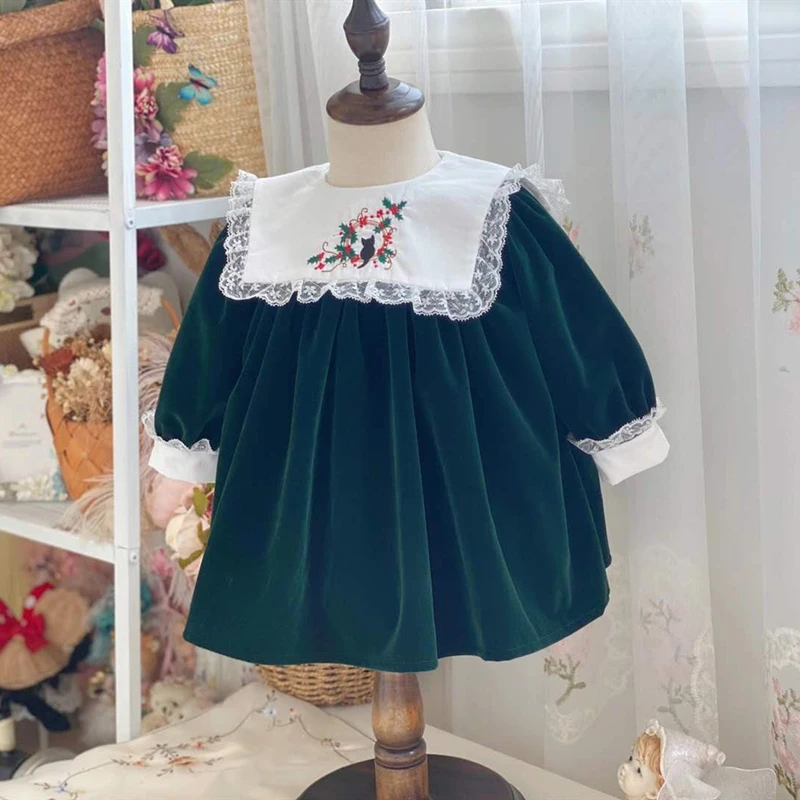 Winter Spanish Children Dress  - огляд і ціна Winter Clothing In Spanish