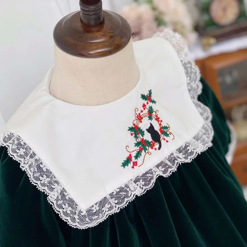 Winter Spanish Children Dress  - огляд і ціна Winter Clothing In Spanish